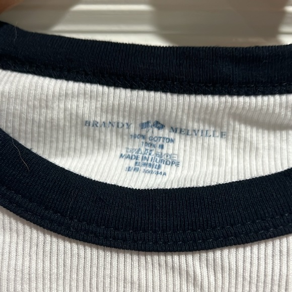 Brandy Melville long sleeve shirts one size EUC - Picture 4 of 5